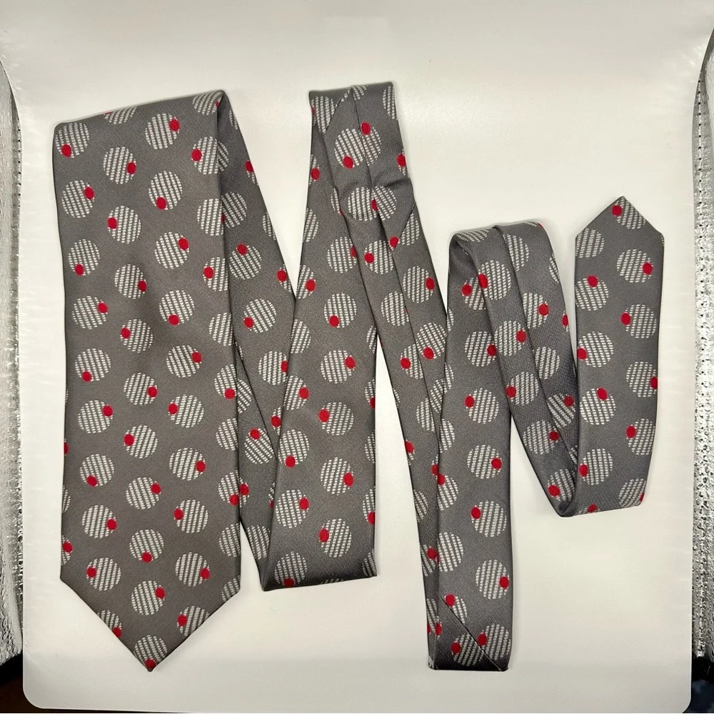 Vintage GIVENCHY MONSIEUR Gray Abstract Olive Patterned Classic Silk Tie, 3.25